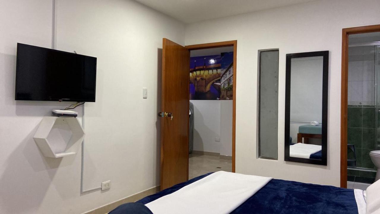 בוגוטה C Hotelera Rey.Es מראה חיצוני תמונה